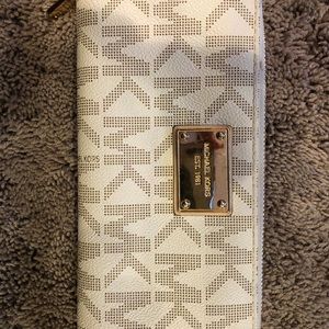 Michael Kors MK logo white wallet